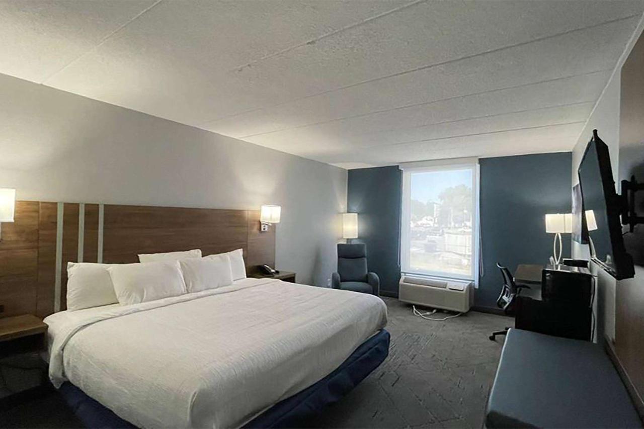Days Inn & Suites By Wyndham Springfield Oh Exterior photo